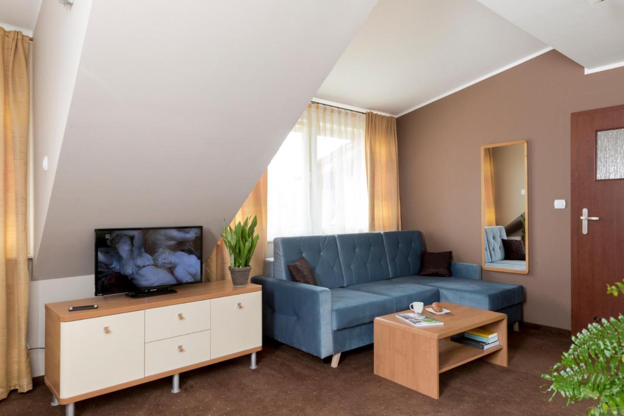 Noce i Dnie Hotel Postołowo Eksteriør billede